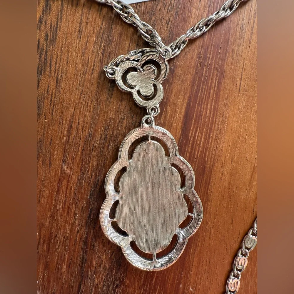 VTG Silver Tone Triple Strand Pendant Necklace - Picture 3 of 4